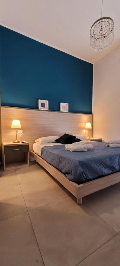 Ruma Guesthouse Неаполь Экстерьер фото