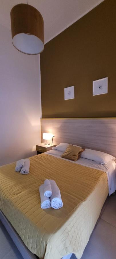Ruma Guesthouse Неаполь Экстерьер фото