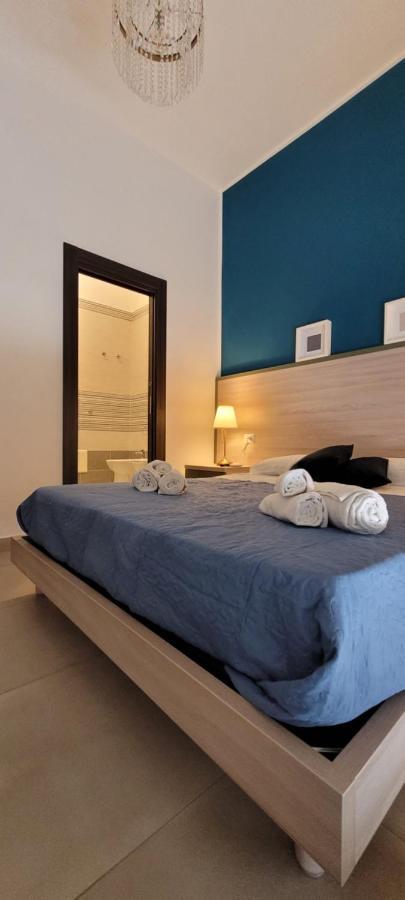 Ruma Guesthouse Неаполь Экстерьер фото
